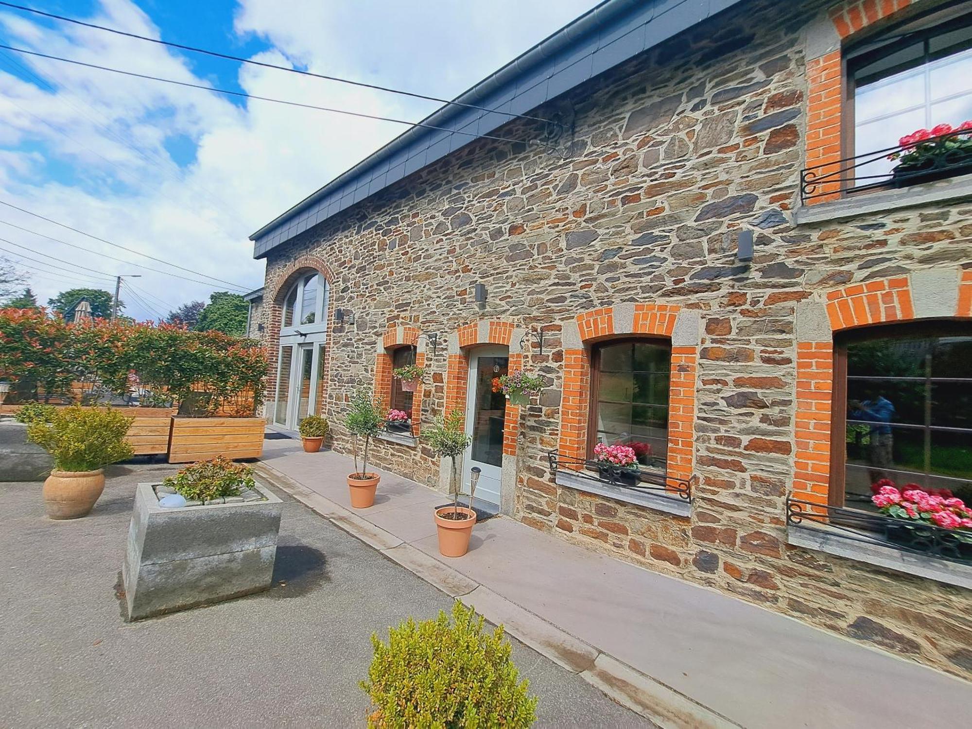 Sous La Charpente Hotell La-Roche-en-Ardenne Rom bilde